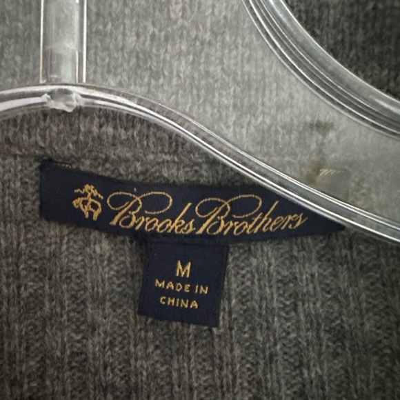 Brooks Brothers grey wool cardigan sweater brass buttons size M - Picture 6 of 7
